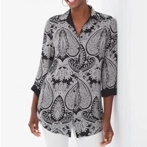Chico’s Sz 1 Reversible Black & White Paisley Black Long Sleeve Button Up Shirt